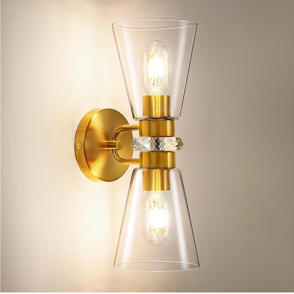 Elegant Gold Wall Sconce